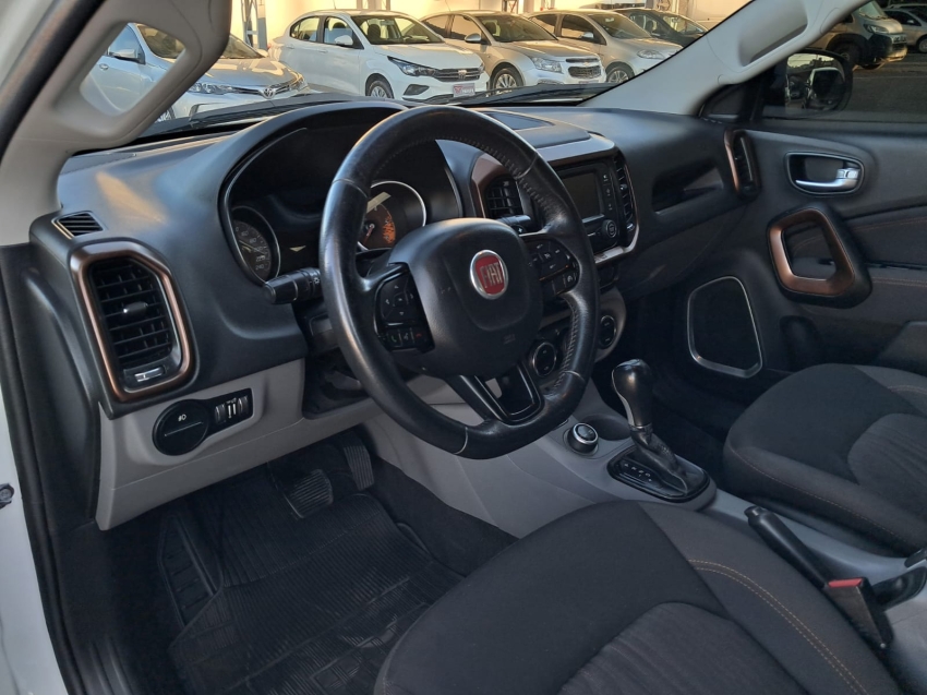 fiat toro 2.0 16v turbo diesel volcano 4wd at9 4p automatico 20196