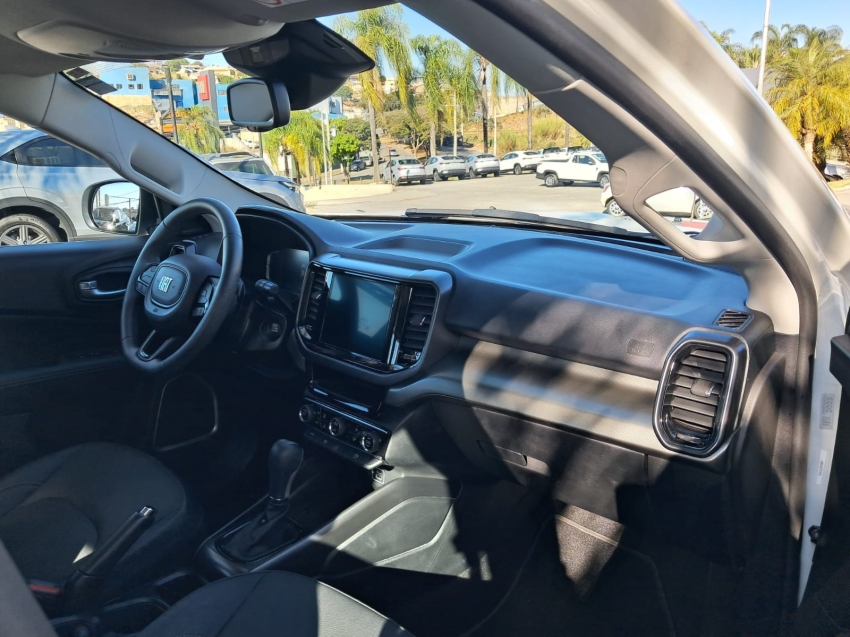 fiat toro 1.3 turbo 270 flex volcano at6 4p automatico 20256