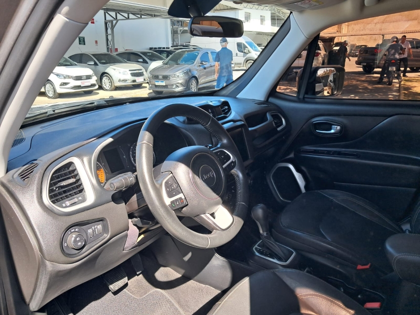 jeep renegade 1.8 16v flex longitude 4p automatico 20216