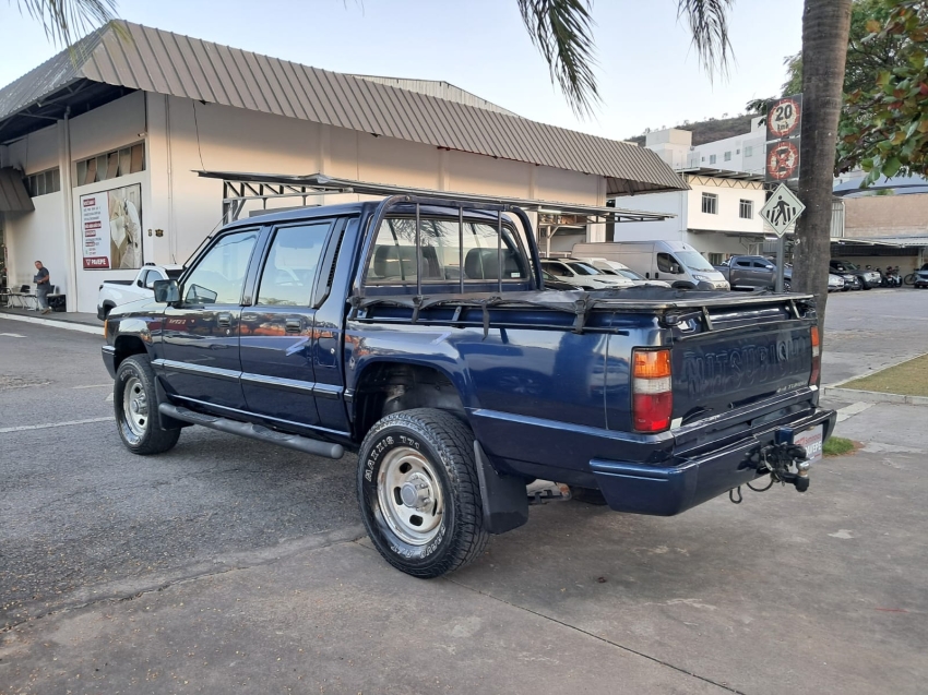 mitsubishi l200 2.5 gl 4x4 cd 8v turbo diesel 4p manual 20005