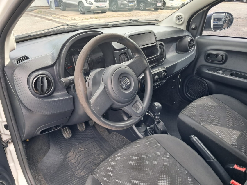 fiat mobi 1.0 evo flex like. manual 4p 20236