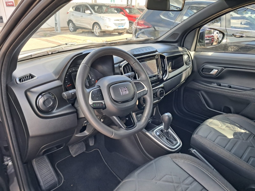 fiat strada 1.3 firefly flex volcano cd cvt 4p automatico 20256