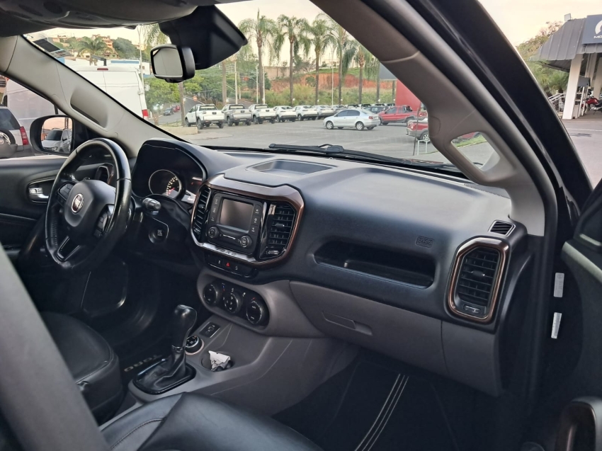 fiat toro 2.0 16v turbo diesel volcano 4wd at9 4p automatico 20177