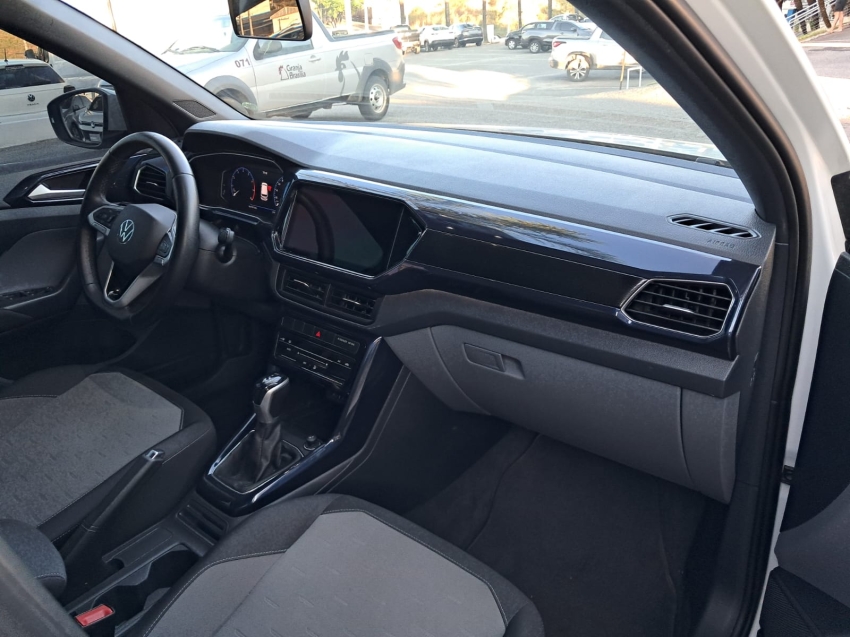 volkswagen t-cross 1.0 200 tsi total flex comfortline automatico 4p 20247