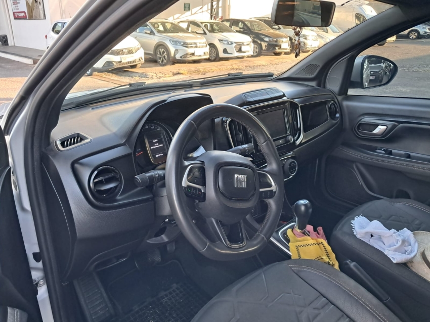 fiat strada 1.3 firefly flex volcano cd cvt 4p automatico 20246