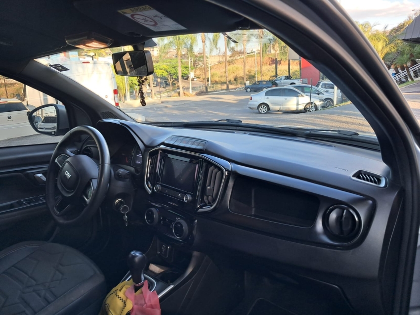 fiat strada 1.3 firefly flex volcano cd cvt 4p automatico 20247