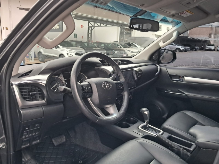 toyota hilux 2.8 d-4d turbo diesel cd srv 4x4 automatico 4p 20246