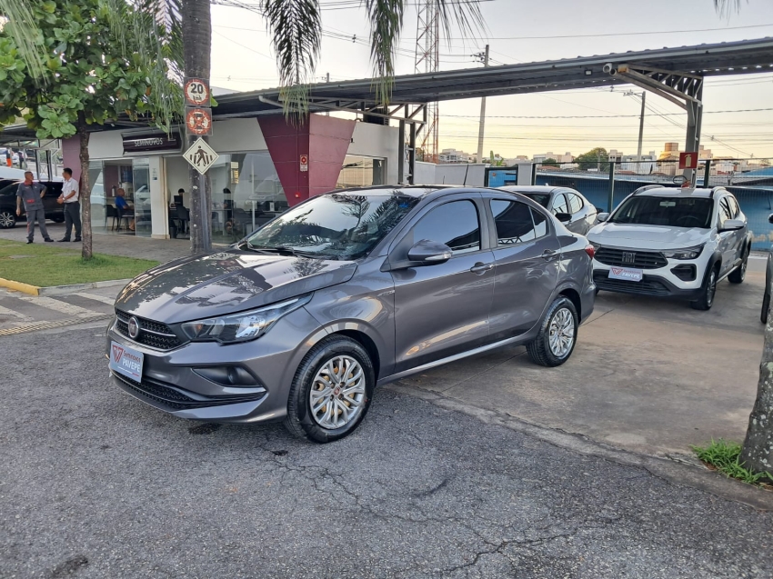 fiat cronos 1.3 firefly flex drive gsr 4p automatico 20200