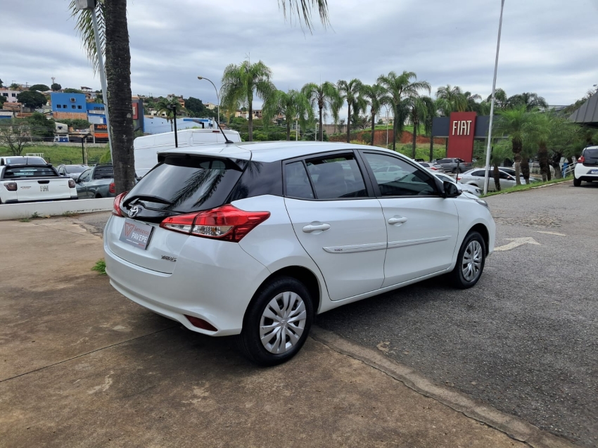 toyota yaris 1.5 16v flex xl multidrive 4p automatico 20253