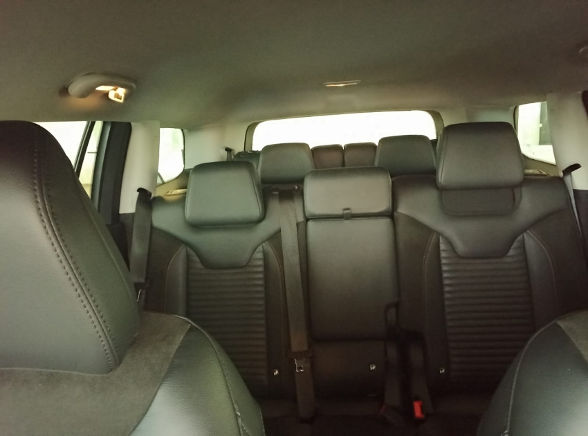 jeep commander 1.3 t270 turbo flex limited at6 4p automatico 2023 jeep commander 1.3 t270 turbo flex limited at6 4p automatico 2023