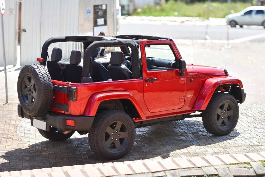 jeep wrangler 3.6 sport 4x4 v6 12v gasolina 2p automatico 3.2 2013 jeep wrangler 3.6 sport 4x4 v6 12v gasolina 2p automatico 3.2 2013