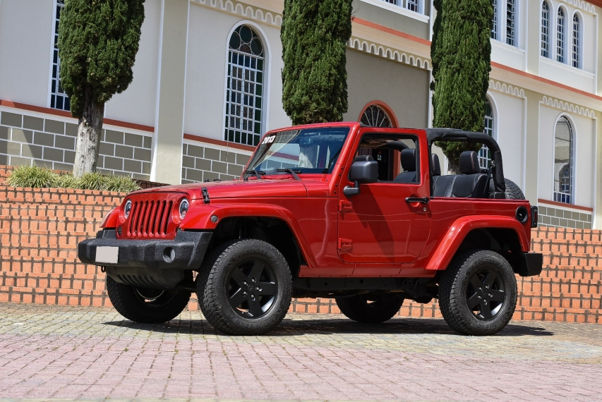 jeep wrangler 3.6 sport 4x4 v6 12v gasolina 2p automatico 3.2 2013 jeep wrangler 3.6 sport 4x4 v6 12v gasolina 2p automatico 3.2 2013