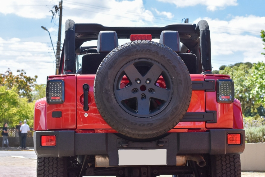 jeep wrangler 3.6 sport 4x4 v6 12v gasolina 2p automatico 3.2 2013 jeep wrangler 3.6 sport 4x4 v6 12v gasolina 2p automatico 3.2 2013