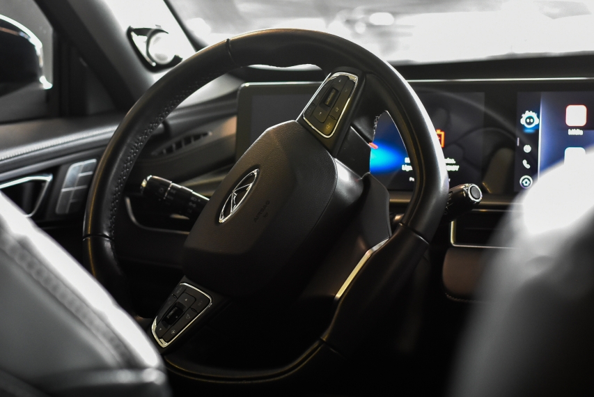 caoa chery tiggo 8 pro 1.6 tgdi gasolina dct 4p automatico 2025 caoa chery tiggo 8 pro 1.6 tgdi gasolina dct 4p automatico 2025