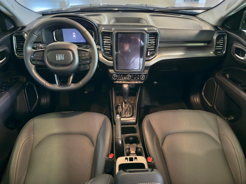 fiat toro 2.0 16v turbo diesel volcano 4wd at9 4p automatico 2025