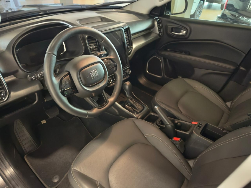 fiat toro 2.0 16v turbo diesel volcano 4wd at9 4p automatico 2025