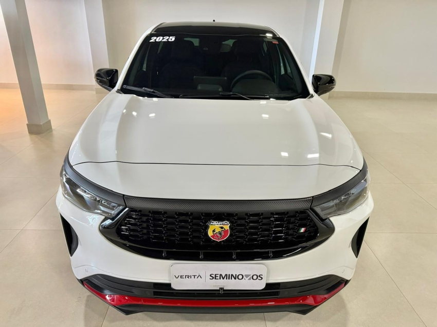 fiat fastback 1.3 turbo 270 flex abarth at6 4p automatico 2025 fiat fastback 1.3 turbo 270 flex abarth at6 4p automatico 2025