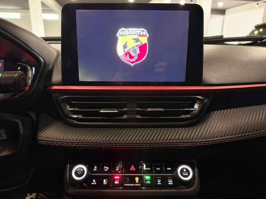 fiat fastback 1.3 turbo 270 flex abarth at6 4p automatico 2025 fiat fastback 1.3 turbo 270 flex abarth at6 4p automatico 2025