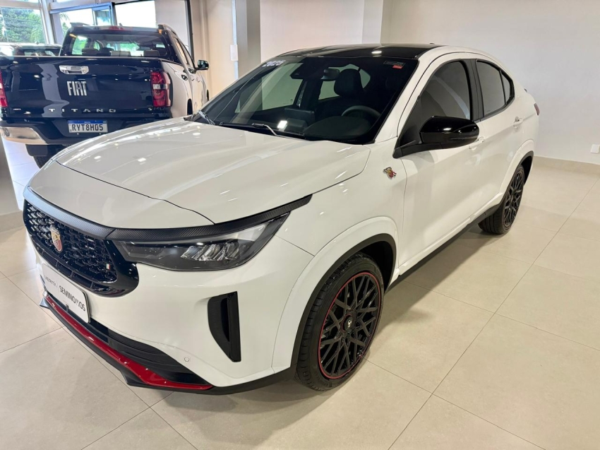 fiat fastback 1.3 turbo 270 flex abarth at6 4p automatico 2025 fiat fastback 1.3 turbo 270 flex abarth at6 4p automatico 2025