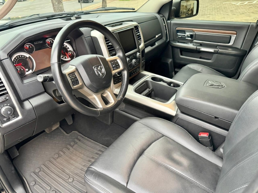 ram classic 5.7 v8 gasolina laramie cd 4x4 automatico 4p 2023 ram classic 5.7 v8 gasolina laramie cd 4x4 automatico 4p 2023