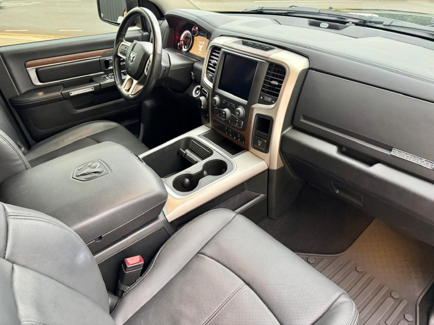 ram classic 5.7 v8 gasolina laramie cd 4x4 automatico 4p 2023 ram classic 5.7 v8 gasolina laramie cd 4x4 automatico 4p 2023