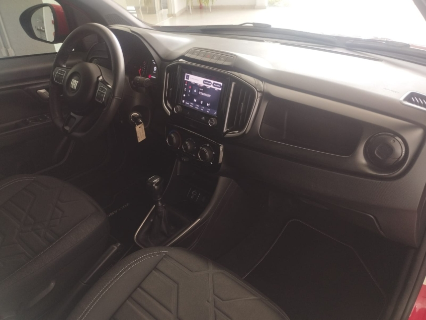 fiat strada 1.3 firefly flex volcano cd cvt 4p automatico 2022 fiat strada 1.3 firefly flex volcano cd cvt 4p automatico 2022