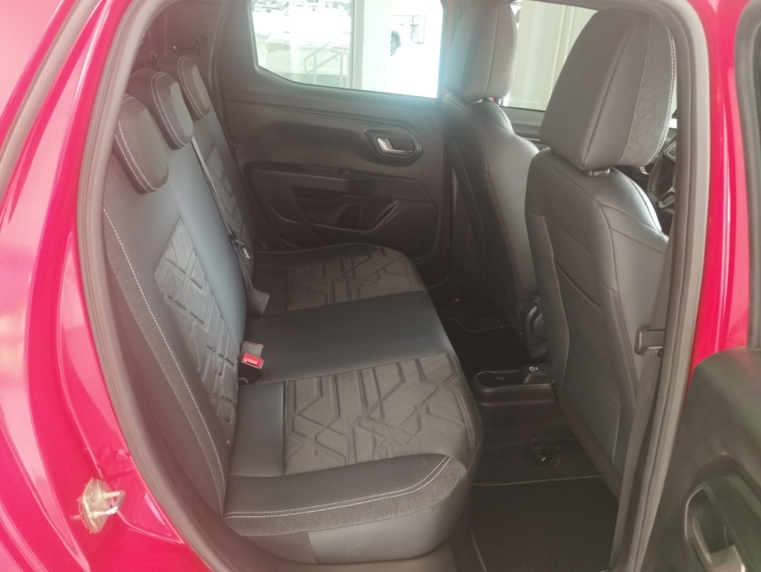 fiat strada 1.3 firefly flex volcano cd cvt 4p automatico 2022 fiat strada 1.3 firefly flex volcano cd cvt 4p automatico 2022