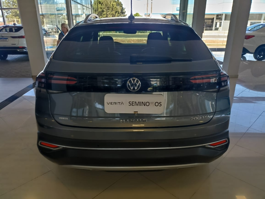 volkswagen nivus 1.0 200 tsi total flex highline automatico 4p 20223