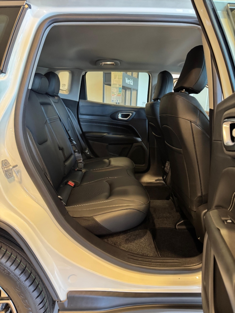 jeep compass 1.3 t270 turbo flex longitude at6 4p automatico 20264