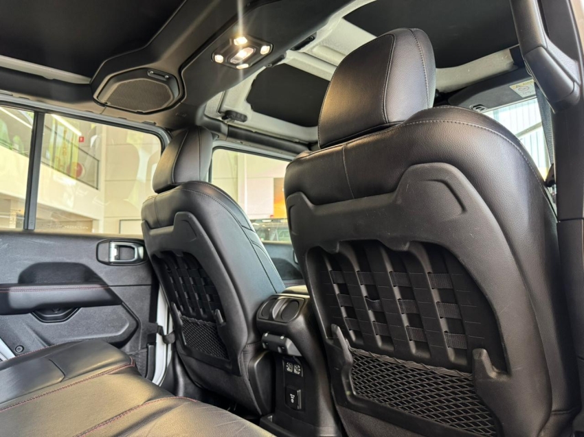 jeep wrangler 2.0 turbo gasolina rubicon 4p 4x4 at8 automatico 202123