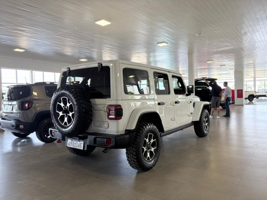 jeep wrangler 2.0 turbo gasolina rubicon 4p 4x4 at8 automatico 202111