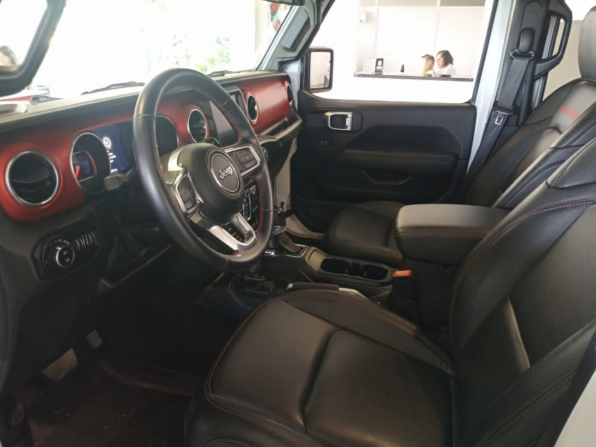 jeep wrangler 2.0 turbo gasolina rubicon 4p 4x4 at8 automatico 202120