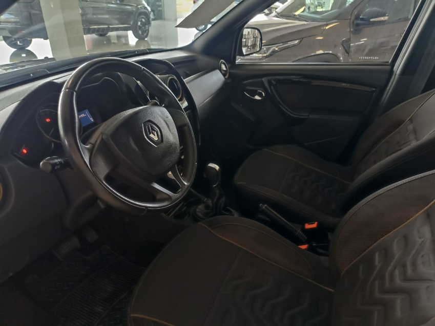 renault duster 2.0 dynamique 4x2 16v flex 4p automatico 20176