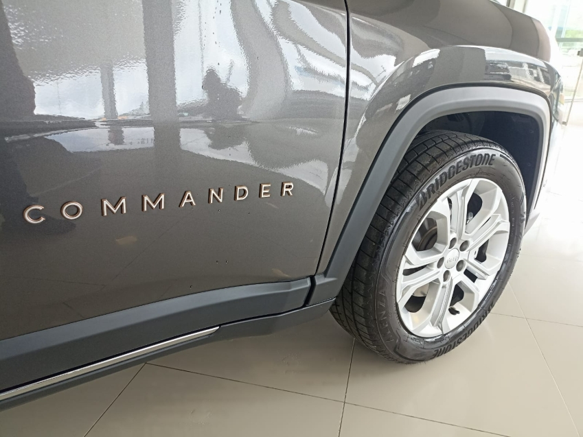 jeep commander 1.3 t270 turbo flex longitude at6 4p automatico 202518