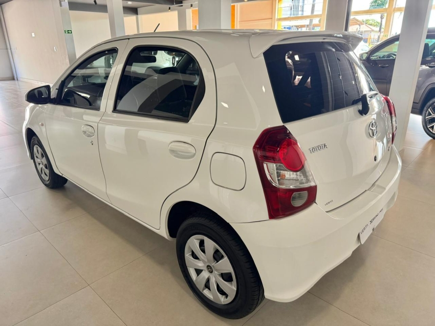 toyota etios 1.3 x 16v flex 4p manual 20184