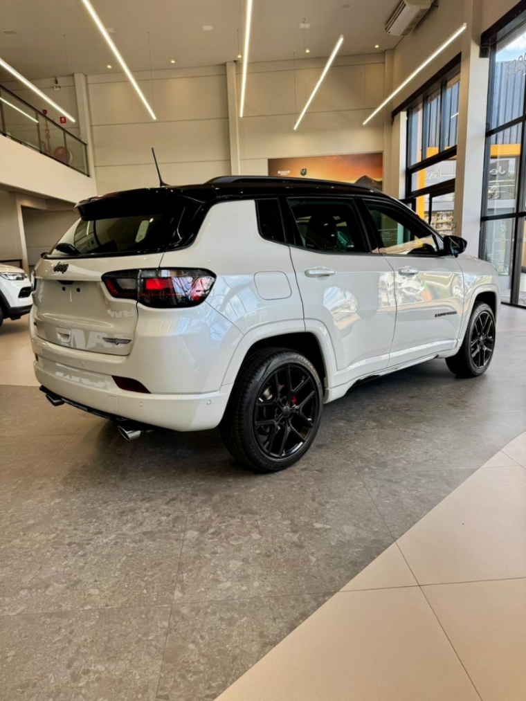 jeep compass 2.0 hurricane 4 turbo gasolina blackhawk at9 1.3 4p automatico 20263