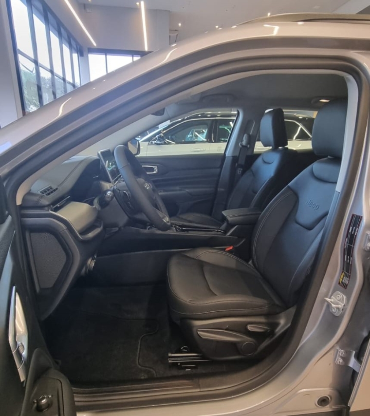 jeep compass 1.3 t270 turbo flex longitude at6 4p automatico 20263