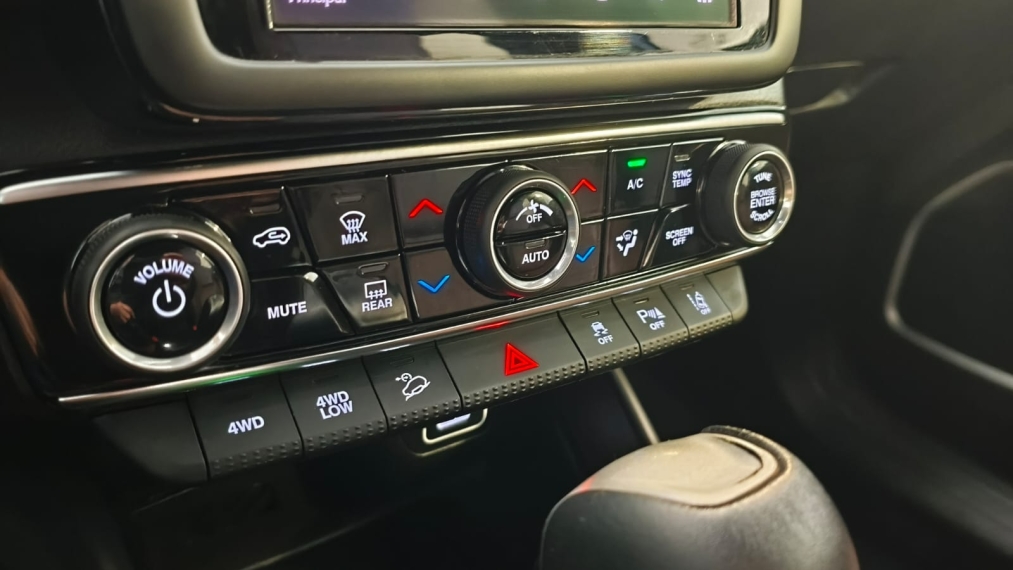 fiat toro 2.0 16v turbo diesel ranch 4wd at9 4p automatico 202513