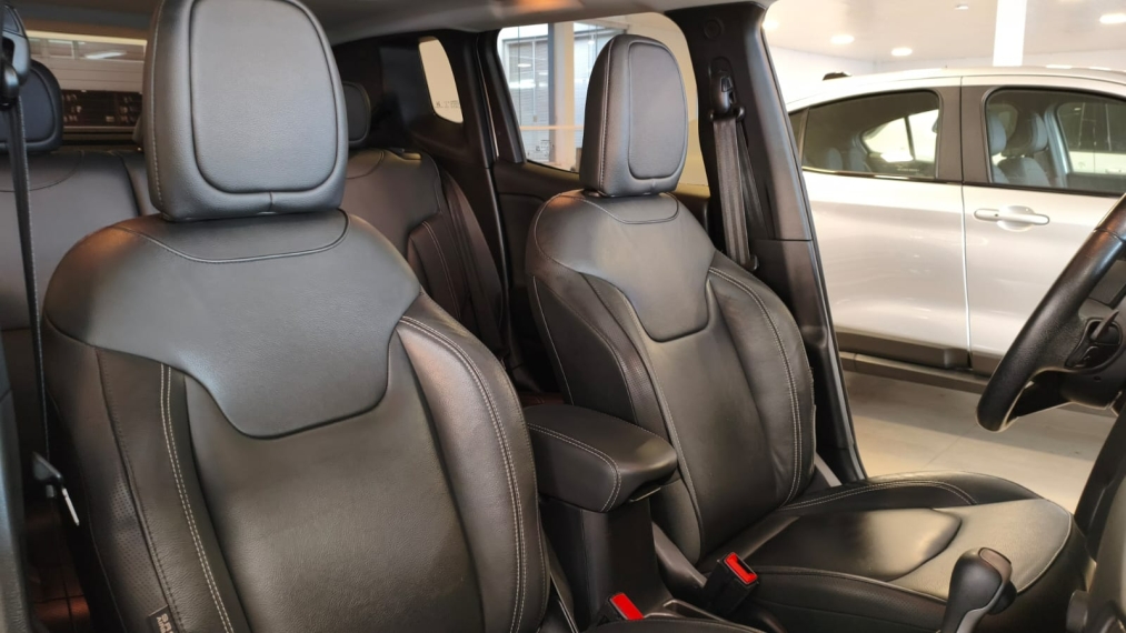 jeep renegade 1.8 16v flex limited 4p automatico 202110