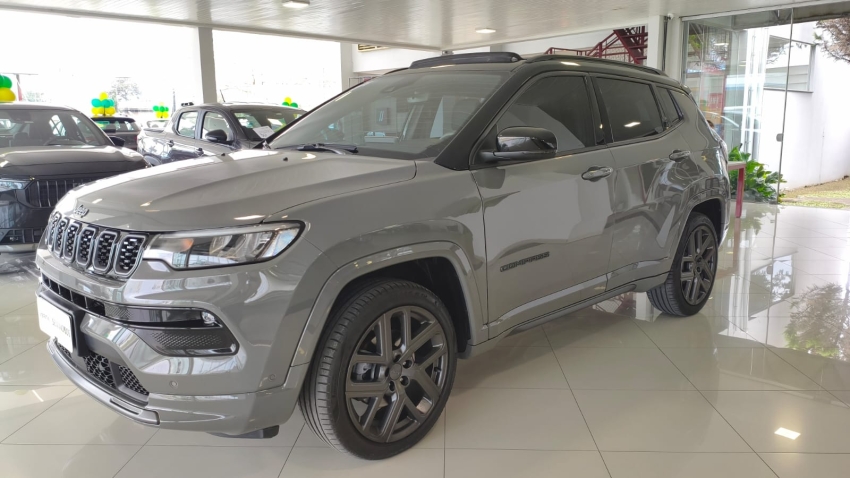 jeep compass 1.3 t270 turbo flex s at6 1.0 4p automatico 2025