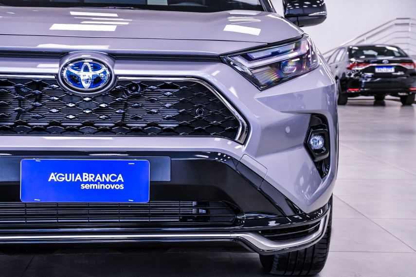 Carro Toyota RAV4
