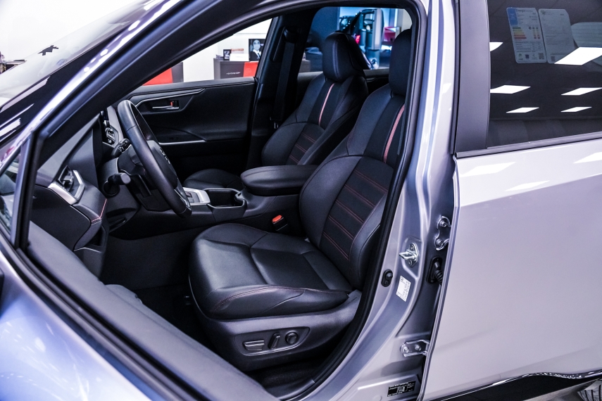 Carro Toyota RAV4