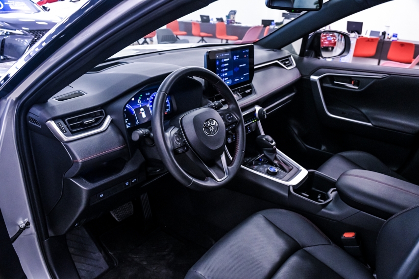 Carro Toyota RAV4