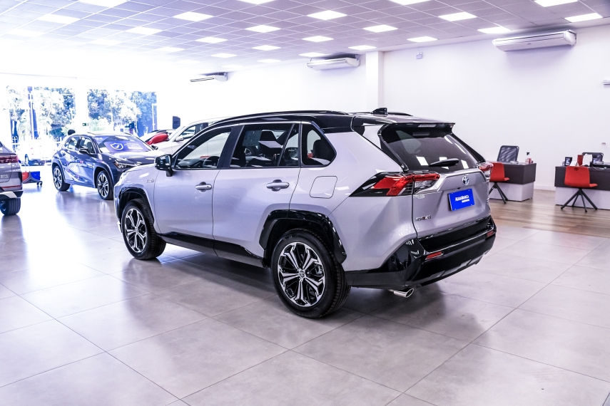 Carro Toyota RAV4