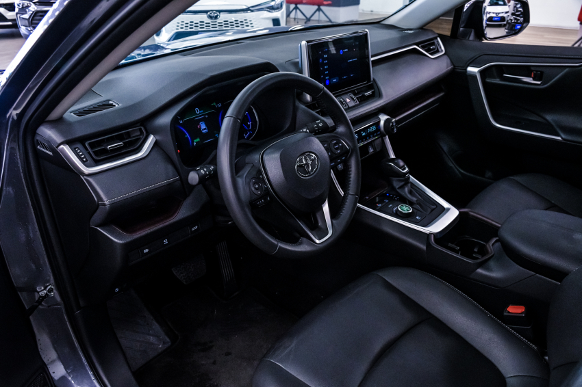 Toyota RAV4 2.5 VVT-IE HYBRID SX CONNECT AWD CVT 13