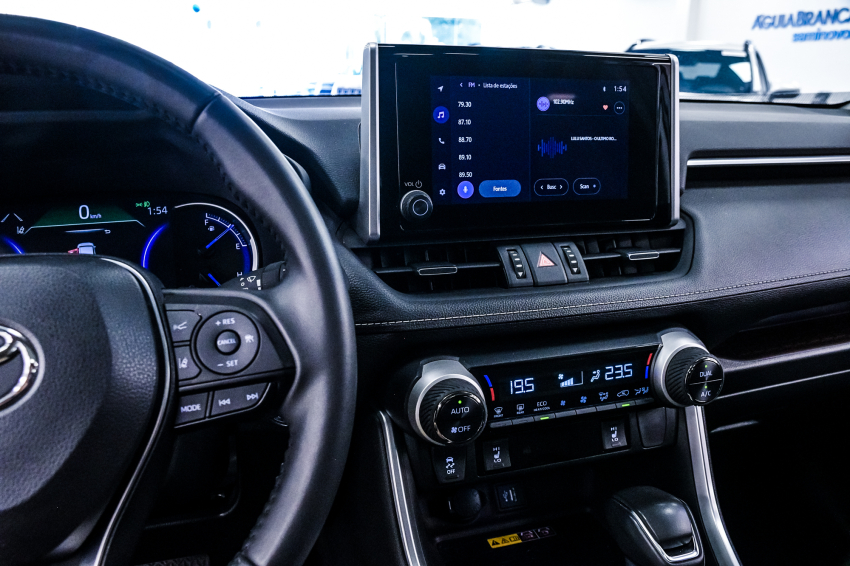Toyota RAV4 2.5 VVT-IE HYBRID SX CONNECT AWD CVT 17