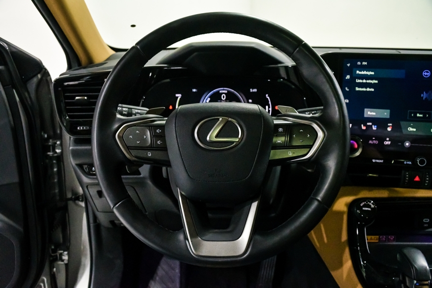 Lexus NX 450h+ 2.5 PHEV AWD CVT 15