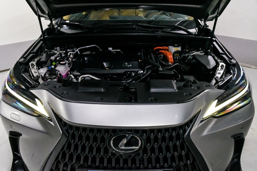 Lexus NX 450h+ 2.5 PHEV AWD CVT 6