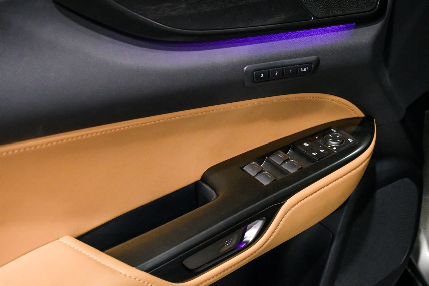 Lexus NX 450h+ 2.5 PHEV AWD CVT 19