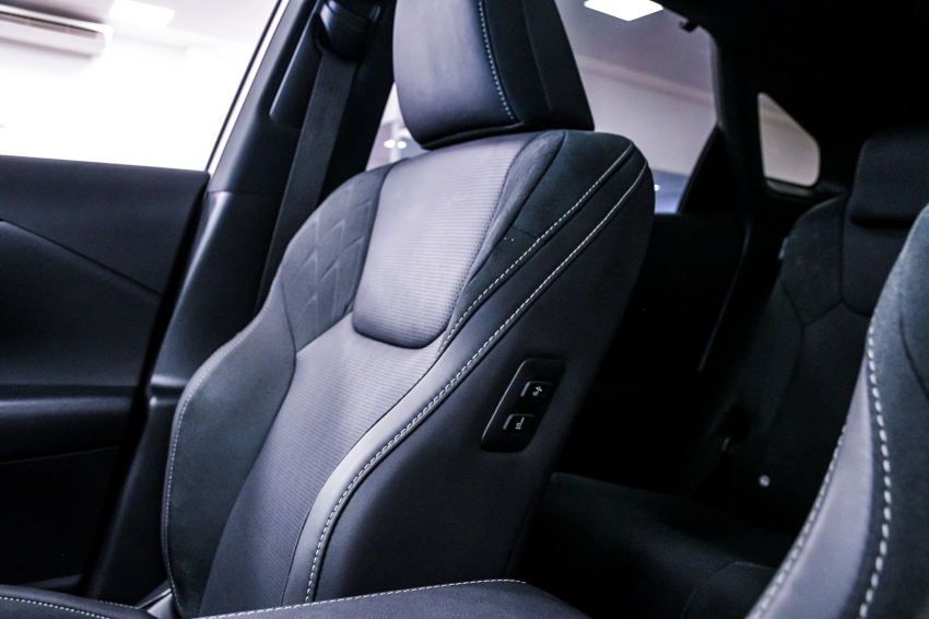Lexus RX 450H+ 2.5 PHEV AWD CVT 21